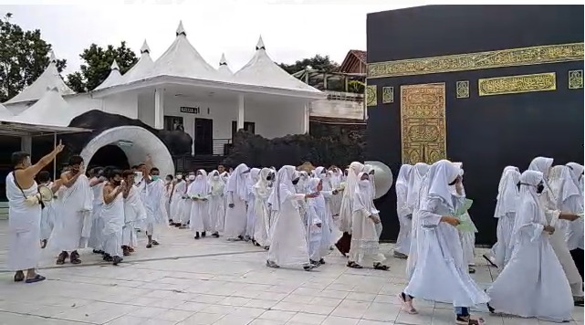 Doa Doa Manasik Haji Lengkap, Pelajari dan Hafalkan Sebelum Berangkat Ibadah Haji 2023