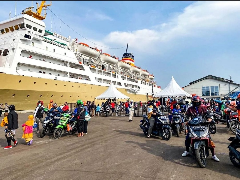 Mudik Gratis Kapal Laut Berangkat ke Semarang, Angkut 1.600 Penumpang dan 700 Sepeda Motor 