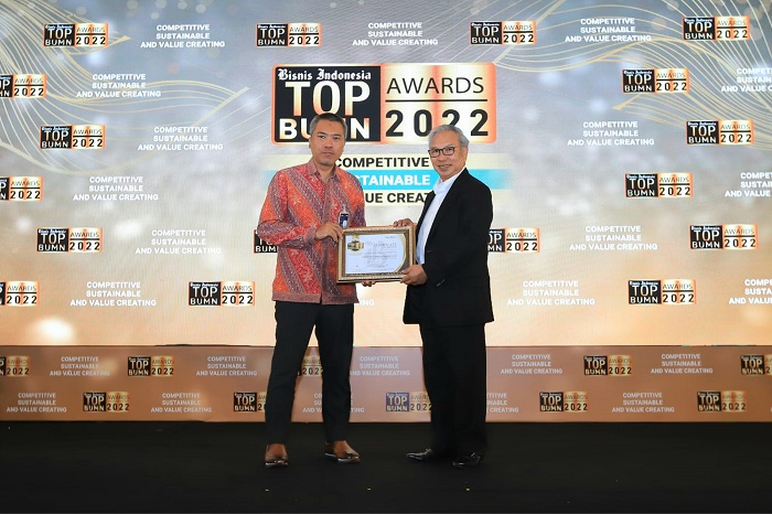 Kinerja Impresif, BRI Raih Penghargaan Top BUMN Awards 2022 Kategori Korporasi