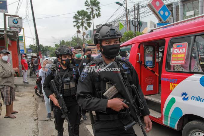 4 Rumah Kontrakan Digerebek, Densus 88 Antiteror Tangkap 2 Terduga Teroris di Kabupaten Bekasi