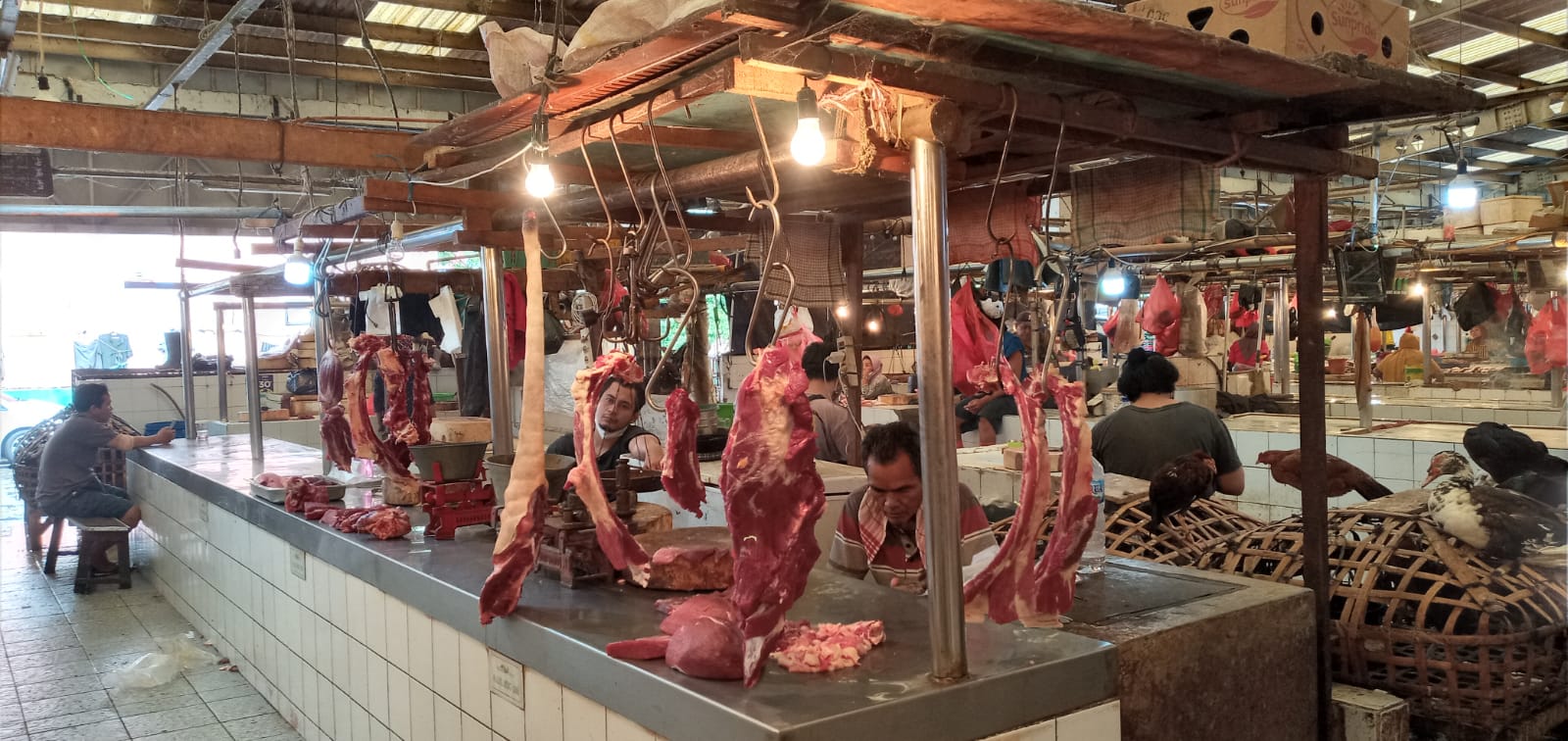 Cegah PMK di Kota Bekasi, Masyarakat Diimbau Masak Daging Harus Sampai Matang