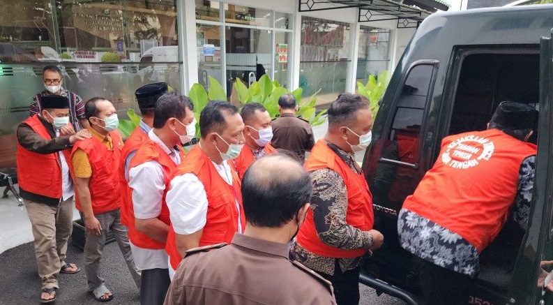 Dua Dosen UIN Walisongo Semarang Jual Jawaban Soal Perangkat Desa Dipenjara Satu Tahun