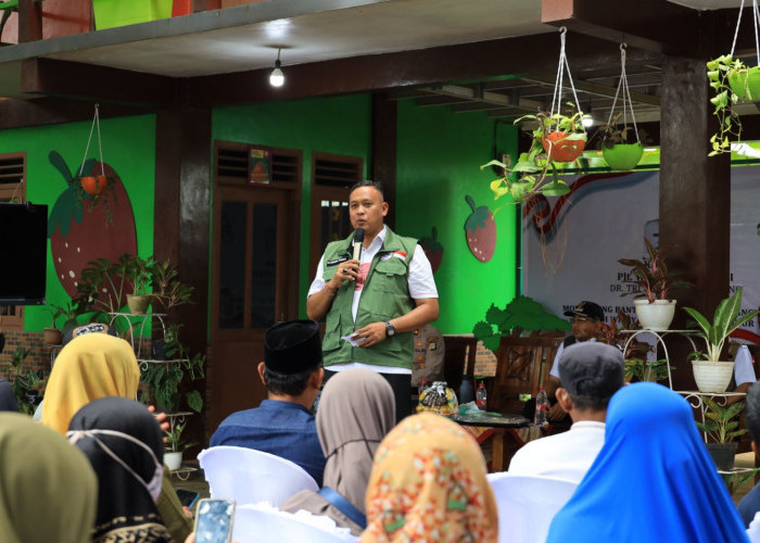 Tersebar Spanduk Penolakan Tri Adhianto Calon Ketum KONI Kota Bekasi: Jadi Orang Jangan Celamitan!