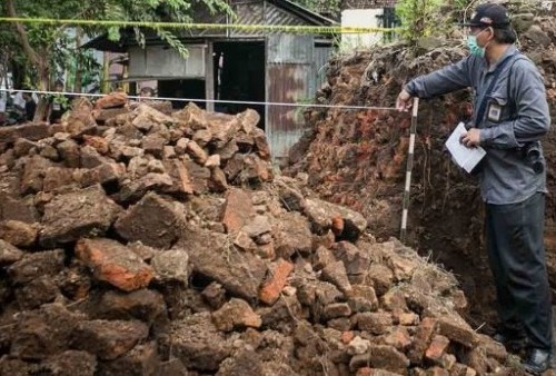 Perusakan Tembok Keraton Kartasura, Ganjar: Siapa yang Jual, Siapa yang Beli, Itu Tanahnya Siapa 