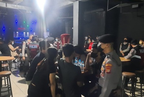 Nekat Buka Hingga Kelabui Petugas, Tempat Hiburan Malam di Bekasi Ditindak Polisi