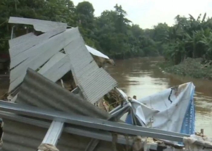 Sebaran Titik Banjir Permukiman Penduduk Jakarta Meluas, Akibat Luapan Kali Ciliwung