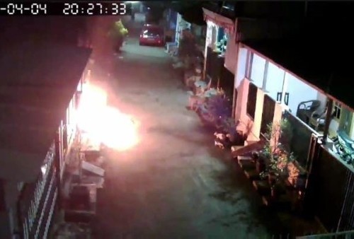 Pengakuan Penghuni Rumah yang Dibakar OTK di Bekasi, Ternyata Kontrakan 4 Pintu Akui Tidak Punya Masalah