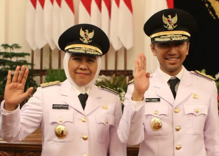 Jokowi Resmi Berhentikan Khofifah-Emil dan Tunjuk PJ Gubernur Jatim 