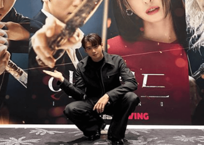 Penampilan Menawan Cha Eun Woo Sebagai Pendeta John di 'Island' Buat Penonton Takjub
