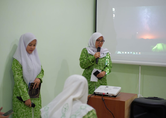 Universitas BSI Sharing Ilmu Video Editing Capcut ke Puluhan Perempuan Fatayat NU 