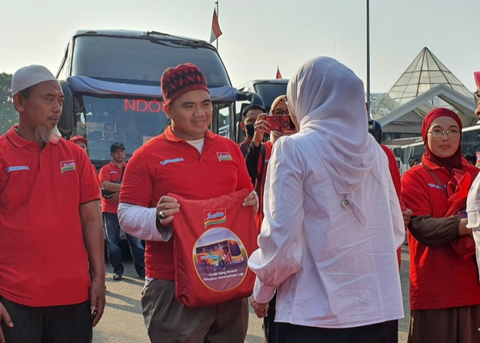 Sebanyak 10.800 Pengusaha Warung Makan Indomie, Mudik Bersama Menggunakan Bus Pariwisata Dari Bekasi