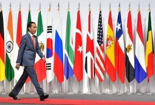 Jauh ke Jerman, Jokowi Bahas Mobil Listrik saat Hadiri KTT G7