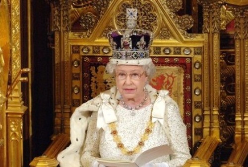 Ratu Elizabeth Terpapar COVID-19, Tertular dari Siapa? 