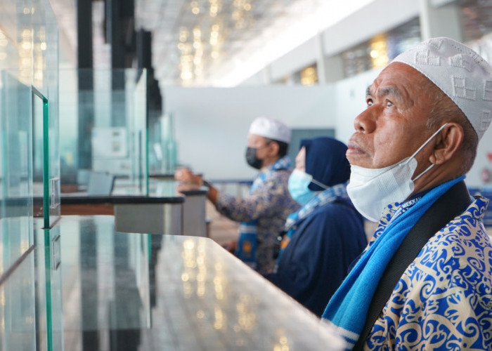 Jelang Ramadan 2023, Imigrasi Bandara Soetta Catat Jamaah yang Berangkat Umroh Naik Signifikan