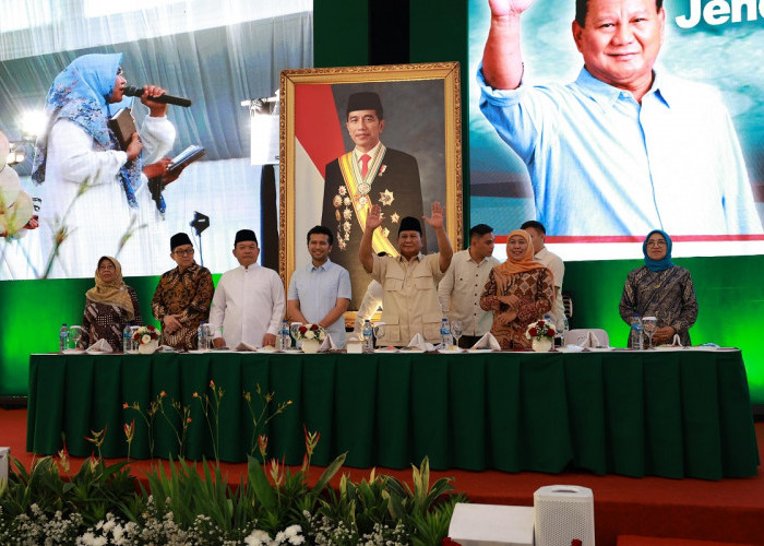 Khofifah: Kita Doakan Oktober Mendatang Presiden ke-8 Prabowo Dilantik