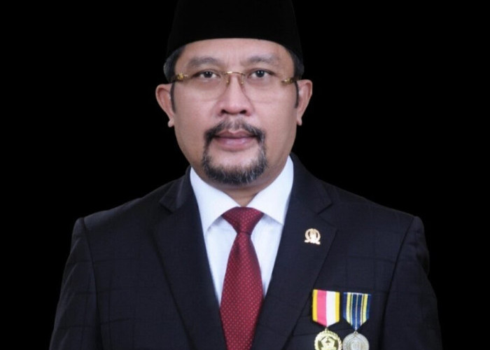 Jadi Tersangka Suap Dana Hibah, Wakil Ketua DPRD Jatim Minta Maaf