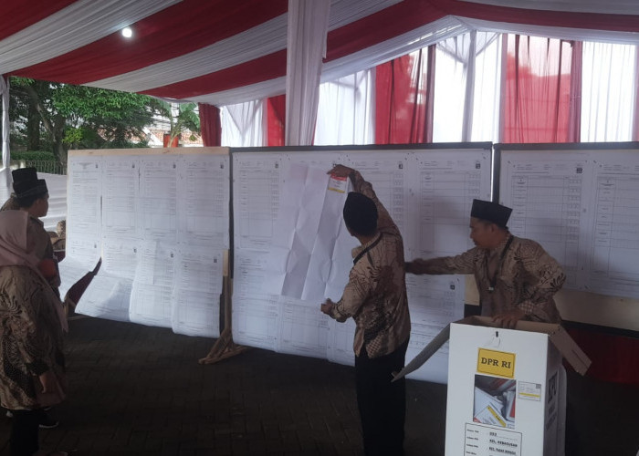KPU Kota Tangerang Hentikan Penghitungan Suara Tingkat Kecamatan, Ini Penyebabnya