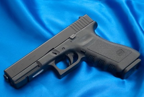 Mengenal Pistol Glock 17 yang Digunakan Bharada E saat Baku Tembak di Rumah Kadiv Propam