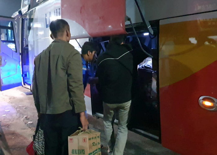 Puncak Arus Mudik Terminal Bus Bekasi, Tercatat 4000 Penumpang Diberangkatkan