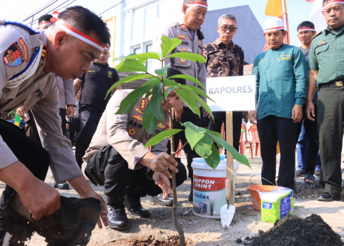 Ikut Perbaiki Kualitas Udara, Polres Metro Tanam 1.000 Pohon di Kota Tangerang