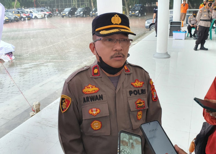 Dua Pria di Bekasi Todongkan Senjata Tajam ke Warga, Dikira Pelaku Curanmor Ternyata...