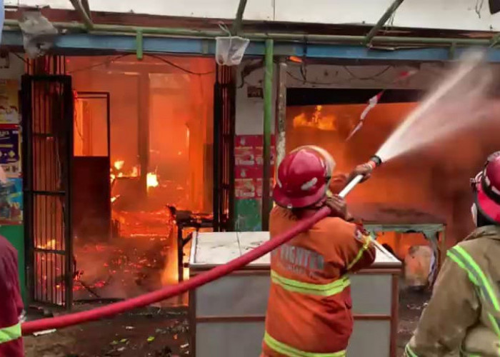 Pasar Ciawi Tasikmalaya Terbakar, 200 Kios Ludes Dilalap Si Jago Merah