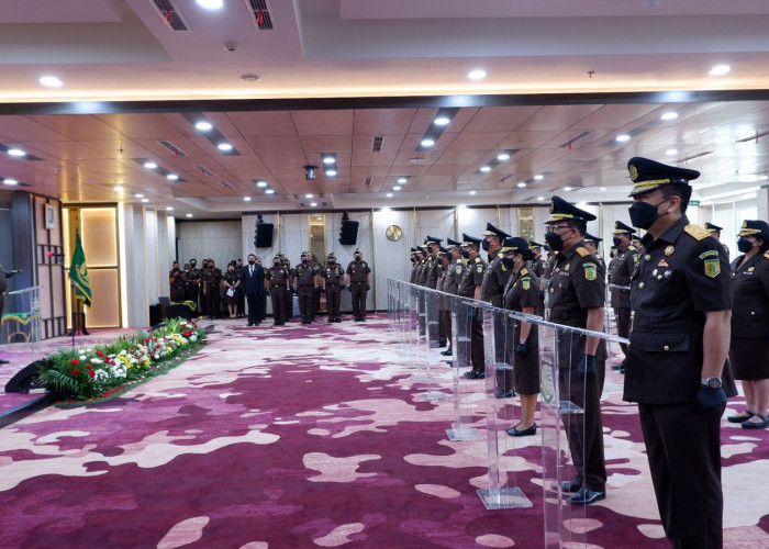 Lantik 11 Kajati Baru dan Pejabat Kejaksaan, Ini Pesan Tegas Jaksa Agung ST Burhanuddin 