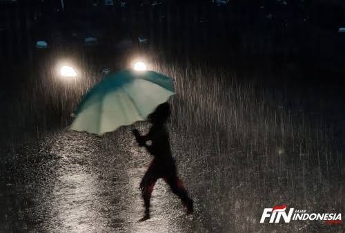 Masyarakat Jakarta Harus Waspadai Hujan Lebat Disertai Petir pada Sore hingga Malam Hari Ini