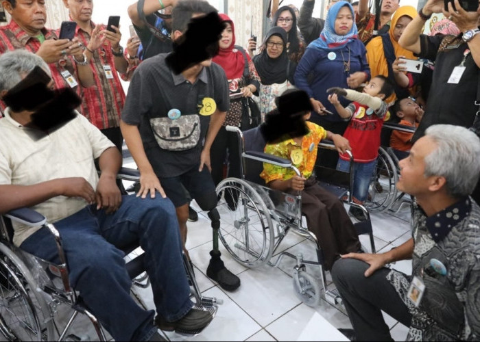 Ganjar Pranowo Gemar Pencitraan dengan Penyandang Disabilitas: Teddy Gusnaidi: Sangat Tidak Pantas!