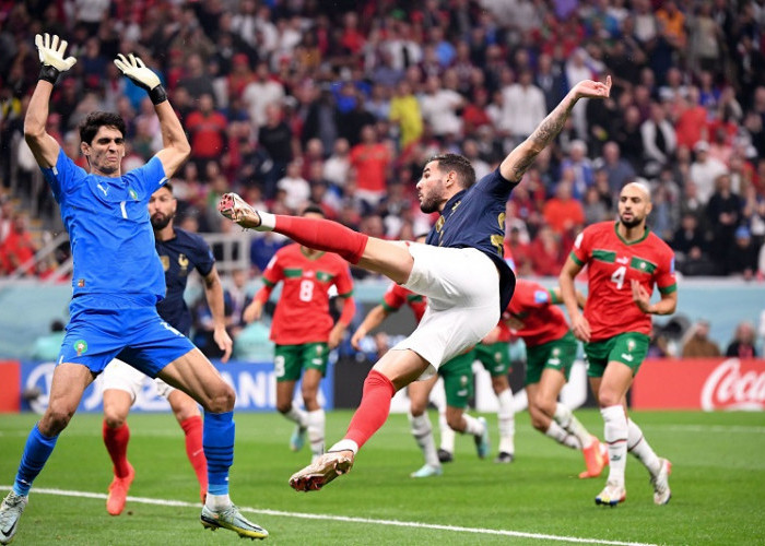 Piala Dunia 2022: 3 Fakta Dahsyat Theo Hernandez Cetak Gol Akrobatik Saat Prancis vs Maroko