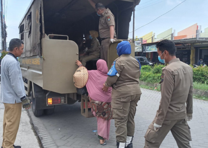 Ganggu Trantibum! Belasan Gepeng Terjaring Operasi Satpol PP Tangerang