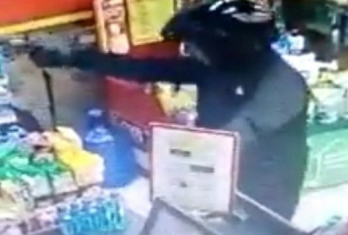 Viral Perampokan Bersenjata Api di Minimarket, Polisi: Mohon Doanya Segera Terungkap