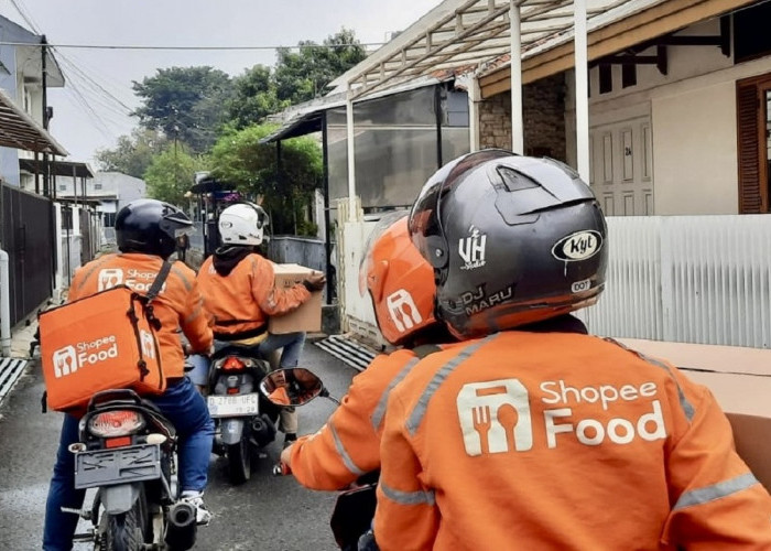 Maknai Kebaikan Ramadan, Ribuan Mitra Pengemudi Shopee se-Indonesia Berbagi Takjil