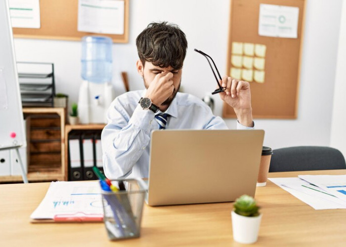 Mengatasi Burnout di Tempat Kerja: Menjaga Keseimbangan dan Kesejahteraan Diri