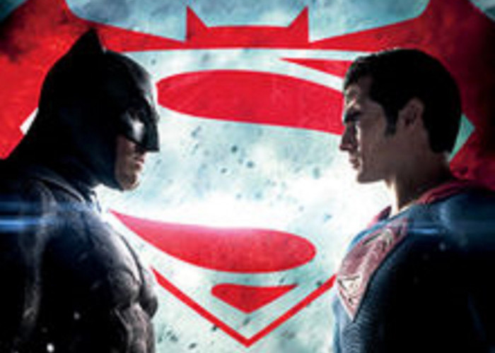 Sinopsis Film Batman V Superman: Konflik Dua Pahlawan Super Saling Bertarung