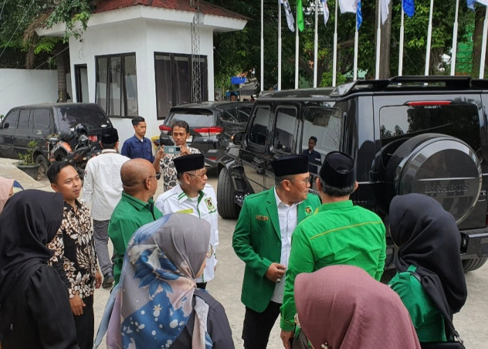 PPP Kota Bekasi Daftarkan 50 Bacaleg, Bawa 2 Mobil Seharga Miliaran Rupiah ke Kantor KPU