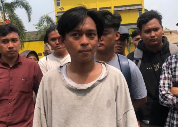 Mahasiswa STIE Tribuana Bekasi Datangi Yayasan, Minta Kejelasan Usai Perizinan Kampus Dicabut Oleh Kemendikbud