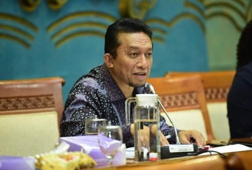 Tifatul Sembiring 'Sentil' Hary Tanoe Protes Siaran TV Digital: Arogan!
