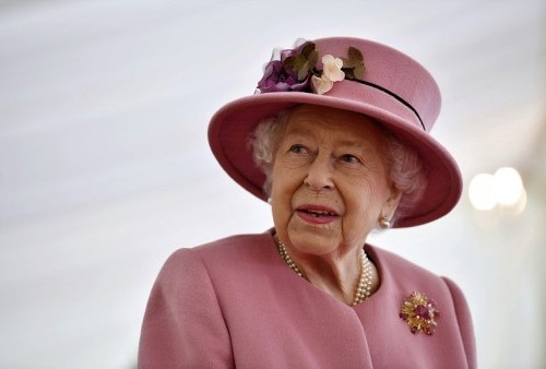 Pesepak Bola Muslim Liga Inggris Ini Beri Respons Atas Meninggalnya Ratu Elizabeth II