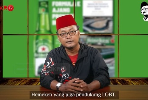 Guntur Romli Cuit Sindiran Keras: Pendukung Anies Bodoh-Bodoh, Heineken Sponsor Formula E Dukung LGBT