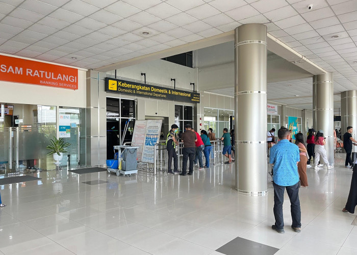 Ribuan Penumpang di Bandara Sam Ratulangi Terdampak Semburan Abu Vulkanik Gunung Ruang