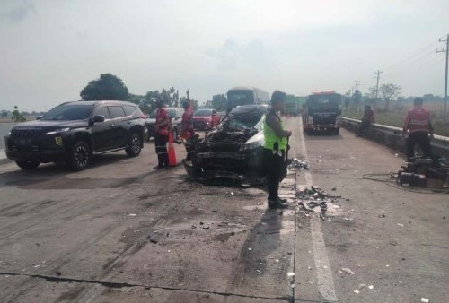Total 13 Kendaraan Terlibat Kecelakaan Beruntun di Tol Pejagan-Pemalang, Jumlah Korban Tewas…