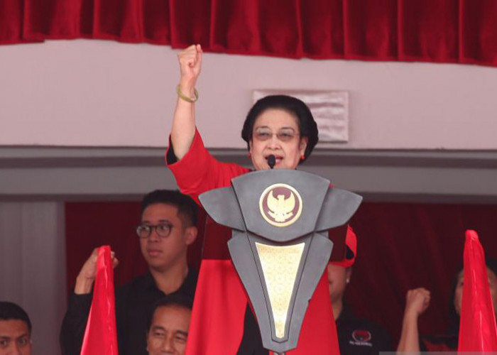 Ketua Umum PDIP Megawati Soekarnoputri Minta TPN Ganjar Pranowo Menangis dan Tersenyum Bersama Rakyat