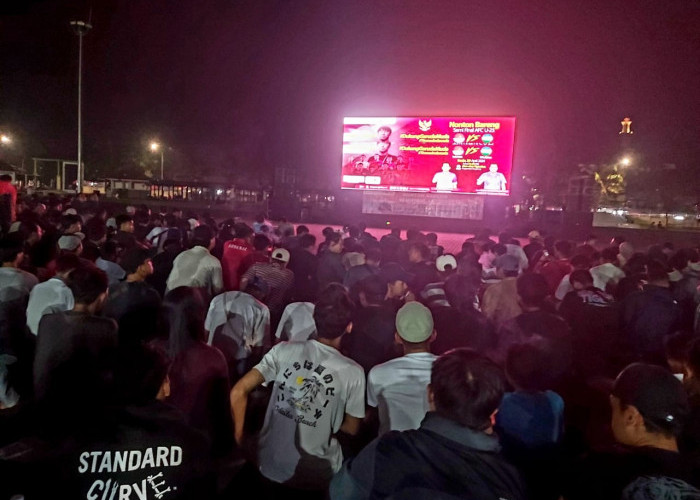 Nobar Indonesia vs Uzbekistan di Kabupaten Tangerang Terpusat di Alun-alun Tigaraksa
