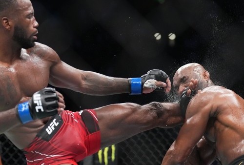 UFC 278: Mengejutkan, Kamaru Usman Tulis Kalimat Tahmid Meski Tumbang dari Tendangan Leon Edwards