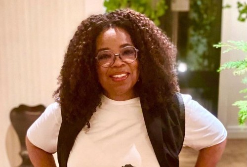 Alami Pembengkakan di Leher, Ada Apa dengan Oprah Winfrey ?