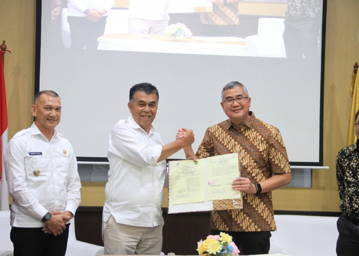 Ceremonial MOU Universitas Esa Unggul dengan Pemda Natuna dan Pemprov Riau Serta Kuliah Umum