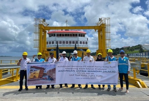 Sektor Perikanan Maluku Makin Maju dan Efisien Berkat Anjungan Listrik Mandiri PLN