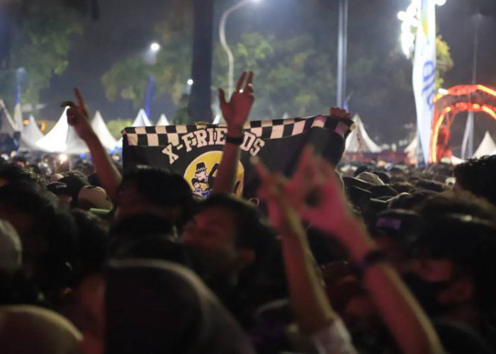 Konser Band Tipe-X di Pekan Raya Kota Tangerang Dihentikan, X-Friend Kecewa!