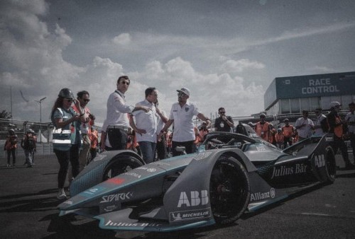 Jokowi Pastikan Ikut Nonton Balapan Formula E di Ancol